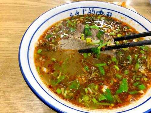 淮南哪里的牛肉汤好吃（淮南哪一家的牛肉汤最好吃）-第1张图片-厨房小当家