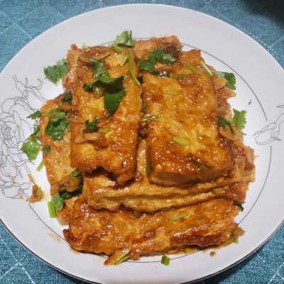锅塌豆腐是哪里的菜(锅塌豆腐别名叫什么)-第1张图片-厨房小当家 锅塌豆腐是哪里的菜(锅塌豆腐别名叫什么)-第1张图片-厨房小当家