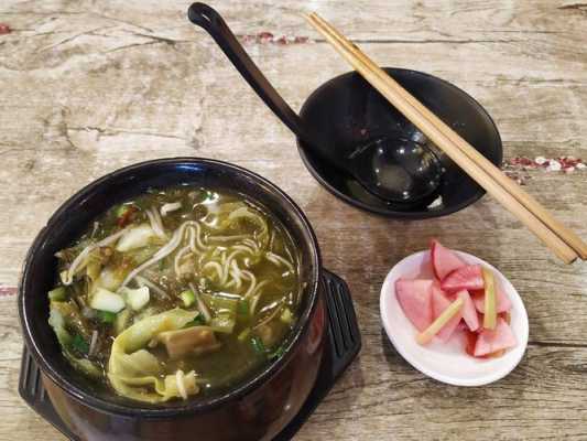 西安李姐最新麻辣米线做法,成都筷子米线味道怎么样好吃吗-第2张图片-厨房小当家 西安李姐最新麻辣米线做法,成都筷子米线味道怎么样好吃吗-第2张图片-厨房小当家