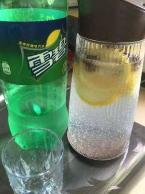 雪碧加什么茶好喝,哦酷茶饮怎么样好喝吗-第1张图片-厨房小当家 雪碧加什么茶好喝,哦酷茶饮怎么样好喝吗-第1张图片-厨房小当家