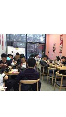 学校做餐饮生意怎么样（学校做餐饮生意怎么样啊）-第2张图片-厨房小当家