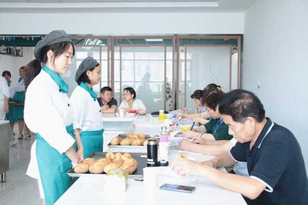 西点师在哪里考试(西点师考证在哪里考)-第3张图片-厨房小当家 西点师在哪里考试(西点师考证在哪里考)-第3张图片-厨房小当家