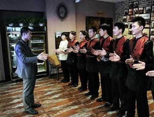 开餐厅的男生怎么样(男生干什么餐饮的服务员比较靠谱)-第3张图片-厨房小当家 开餐厅的男生怎么样(男生干什么餐饮的服务员比较靠谱)-第3张图片-厨房小当家