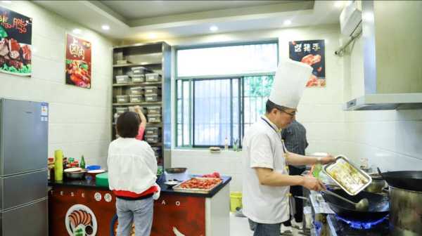 扬州哪里有小吃培训(扬州学习厨艺哪里比较好)-第2张图片-厨房小当家 扬州哪里有小吃培训(扬州学习厨艺哪里比较好)-第2张图片-厨房小当家