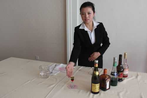酒店怎么样做好服务员(酒店怎么样做好服务员工作)-第2张图片-厨房小当家 酒店怎么样做好服务员(酒店怎么样做好服务员工作)-第2张图片-厨房小当家