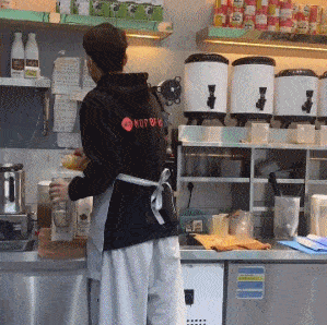 学校奶茶店上班辛苦吗,学校旁边的奶茶店赚钱吗-第3张图片-厨房小当家 学校奶茶店上班辛苦吗,学校旁边的奶茶店赚钱吗-第3张图片-厨房小当家