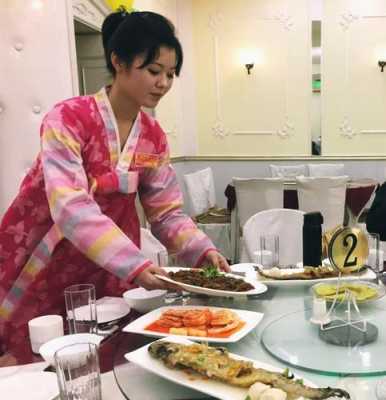 饭店怎么端盘子上菜,饭店怎么样才能上菜快一点-第2张图片-厨房小当家 饭店怎么端盘子上菜,饭店怎么样才能上菜快一点-第2张图片-厨房小当家