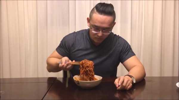 韩国的火鸡面里面的酱料怎么做,韩国火鸡面酱料哪里买便宜-第3张图片-厨房小当家 韩国的火鸡面里面的酱料怎么做,韩国火鸡面酱料哪里买便宜-第3张图片-厨房小当家