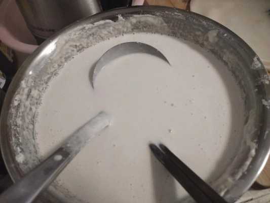 做凉皮用铝锅好还是铁锅好,哪里有买做凉皮锅的地方-第2张图片-厨房小当家 做凉皮用铝锅好还是铁锅好,哪里有买做凉皮锅的地方-第2张图片-厨房小当家