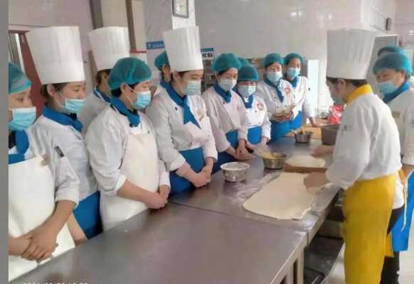 女孩子做餐饮怎么样(女生去当后厨工作人员怎么样,我就想当学徒,会不会全是油烟味)-第2张图片-厨房小当家 女孩子做餐饮怎么样(女生去当后厨工作人员怎么样,我就想当学徒,会不会全是油烟味)-第2张图片-厨房小当家