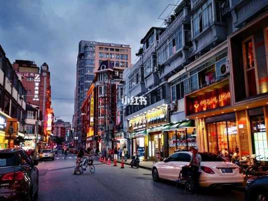 上海市小吃街在哪里(上海小吃街在哪个地方比较有名的)-第1张图片-厨房小当家 上海市小吃街在哪里(上海小吃街在哪个地方比较有名的)-第1张图片-厨房小当家