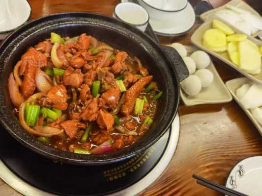 新手鸡公煲开店,如何选址,在县城开鸡公煲怎么样赚钱-第3张图片-厨房小当家 新手鸡公煲开店,如何选址,在县城开鸡公煲怎么样赚钱-第3张图片-厨房小当家