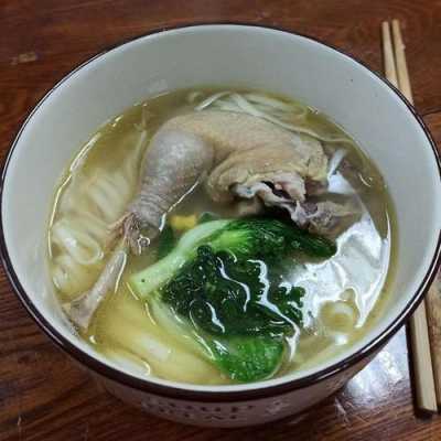 老母鸡汤手擀面在哪里(鸡汤面怎么做)-第2张图片-厨房小当家 老母鸡汤手擀面在哪里(鸡汤面怎么做)-第2张图片-厨房小当家