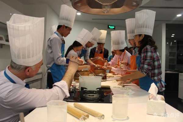 在哪里学料理(在哪里学料理培训)-第1张图片-厨房小当家 在哪里学料理(在哪里学料理培训)-第1张图片-厨房小当家