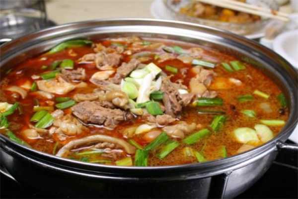 哪里的牛肉火锅(哪里的牛肉火锅最好吃)-第1张图片-厨房小当家 哪里的牛肉火锅(哪里的牛肉火锅最好吃)-第1张图片-厨房小当家