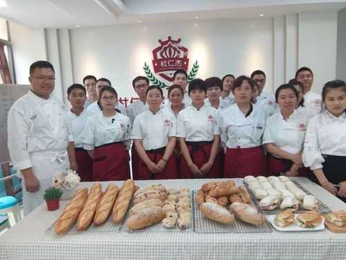 福州最好的西点烘焙学校有吗,福州哪里学西点学校好-第3张图片-厨房小当家 福州最好的西点烘焙学校有吗,福州哪里学西点学校好-第3张图片-厨房小当家