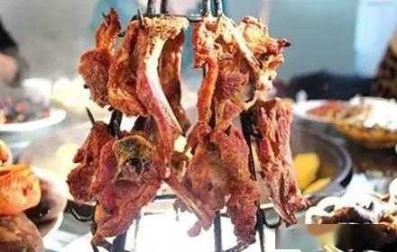 新疆哪里的烤肉好吃(羊肉哪里烤肉好)-第2张图片-厨房小当家 新疆哪里的烤肉好吃(羊肉哪里烤肉好)-第2张图片-厨房小当家