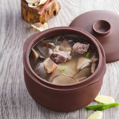 电饭锅煲汤有营养还是炖锅,炖汤的营养在哪里最好-第2张图片-厨房小当家