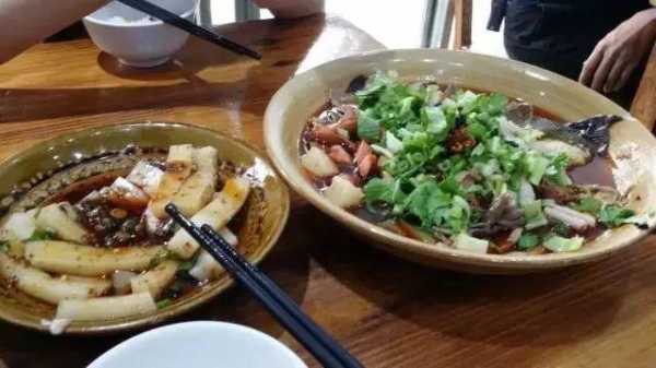 乐山哪里豆花饭好吃(乐山豆腐脑哪里的最正宗)-第3张图片-厨房小当家 乐山哪里豆花饭好吃(乐山豆腐脑哪里的最正宗)-第3张图片-厨房小当家