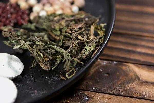 干的蒲公英泡哪里(干的蒲公英茶怎么做)-第2张图片-厨房小当家 干的蒲公英泡哪里(干的蒲公英茶怎么做)-第2张图片-厨房小当家