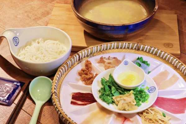 上坐过桥米线在哪里(南方的米北方的面什么歌)-第3张图片-厨房小当家 上坐过桥米线在哪里(南方的米北方的面什么歌)-第3张图片-厨房小当家