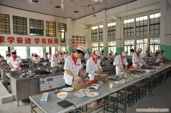 福州哪里有培训厨师(福州哪里有培训厨师的地方)-第3张图片-厨房小当家 福州哪里有培训厨师(福州哪里有培训厨师的地方)-第3张图片-厨房小当家