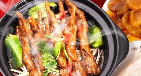 一个鸡脚抵三碗米饭是真的吗,鸡脚饭加盟店怎么样啊-第1张图片-厨房小当家 一个鸡脚抵三碗米饭是真的吗,鸡脚饭加盟店怎么样啊-第1张图片-厨房小当家