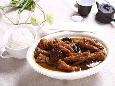 一个鸡脚抵三碗米饭是真的吗,鸡脚饭加盟店怎么样啊-第3张图片-厨房小当家 一个鸡脚抵三碗米饭是真的吗,鸡脚饭加盟店怎么样啊-第3张图片-厨房小当家