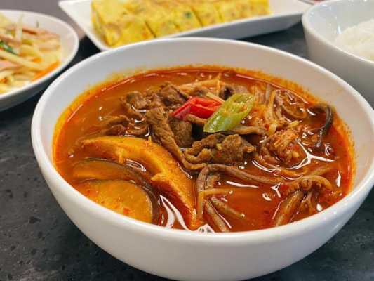 到哪里能学到正宗的牛肉汤,哪里可以学韩国料理-第3张图片-厨房小当家