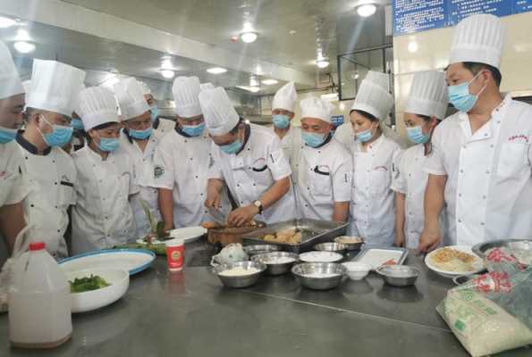 自贡厨师学校在哪里（唐仁杰是自贡人吗）-第3张图片-厨房小当家