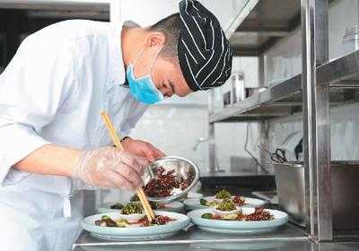 哪里可以学川菜厨师(哪里可以学川菜厨师证)-第2张图片-厨房小当家 哪里可以学川菜厨师(哪里可以学川菜厨师证)-第2张图片-厨房小当家