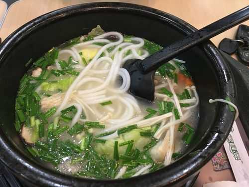 文山鸡丝豆腐在哪里(蒙自源三鲜米线是哪三鲜)-第3张图片-厨房小当家 文山鸡丝豆腐在哪里(蒙自源三鲜米线是哪三鲜)-第3张图片-厨房小当家