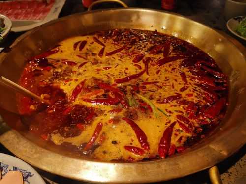 红辣椒火锅城怎么样(满锅红火锅底料怎么样)-第2张图片-厨房小当家 红辣椒火锅城怎么样(满锅红火锅底料怎么样)-第2张图片-厨房小当家