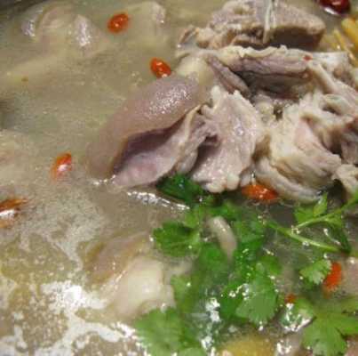 哪里有羊肉汤锅(昆明北市区羊肉汤锅哪家好吃)-第1张图片-厨房小当家 哪里有羊肉汤锅(昆明北市区羊肉汤锅哪家好吃)-第1张图片-厨房小当家