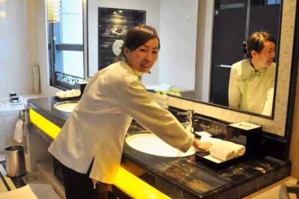 小酒店服务员怎么样（在酒店当客房服务员累不累）-第3张图片-厨房小当家