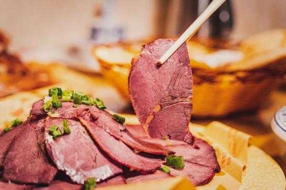 牛肉火烧是哪里特色(曹县烧牛肉怎么做)-第2张图片-厨房小当家 牛肉火烧是哪里特色(曹县烧牛肉怎么做)-第2张图片-厨房小当家