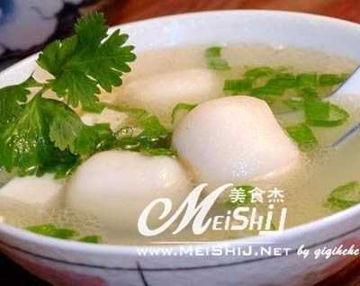 白果青鱼丸是哪里的菜(白果青鱼丸是哪里的菜系)-第2张图片-厨房小当家 白果青鱼丸是哪里的菜(白果青鱼丸是哪里的菜系)-第2张图片-厨房小当家