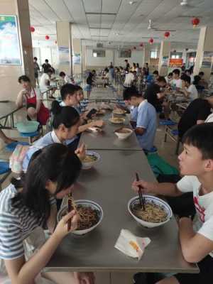 开一家水饺窗口怎么样(在大学食堂承包一个窗口适合做什么吃的)-第1张图片-厨房小当家 开一家水饺窗口怎么样(在大学食堂承包一个窗口适合做什么吃的)-第1张图片-厨房小当家