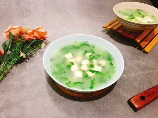 白玉汤名字由来,翡翠白玉汤是哪里的菜啊-第1张图片-厨房小当家 白玉汤名字由来,翡翠白玉汤是哪里的菜啊-第1张图片-厨房小当家