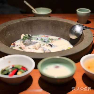 云南蒸汽石锅鱼加盟怎么样(你们说在一个小县城开一个石锅拌饭的小店可以吗?会赚钱吗)-第2张图片-厨房小当家 云南蒸汽石锅鱼加盟怎么样(你们说在一个小县城开一个石锅拌饭的小店可以吗?会赚钱吗)-第2张图片-厨房小当家
