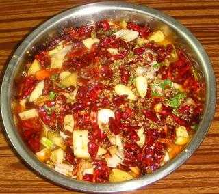 扑辣辣水煮鱼怎么样（辣椒煮鱼的家常做法）-第2张图片-厨房小当家