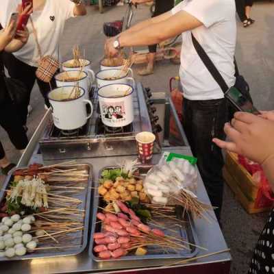 冬天摆摊卖麻辣烫怎么样(冬天夜市摆地摊卖什么好赚钱)-第2张图片-厨房小当家 冬天摆摊卖麻辣烫怎么样(冬天夜市摆地摊卖什么好赚钱)-第2张图片-厨房小当家