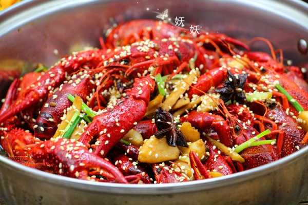 龙虾有名的地方,哪个地方的小龙虾最好吃?怎么做?-第3张图片-厨房小当家 龙虾有名的地方,哪个地方的小龙虾最好吃?怎么做?-第3张图片-厨房小当家