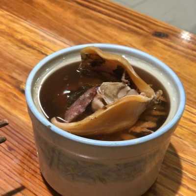 炖罐一般放在哪里炖（炖罐一般放在哪里炖比较好）-第1张图片-厨房小当家