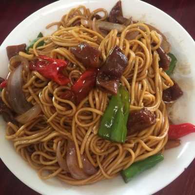 哪里肥肠炒面(鄱阳名菜)-第1张图片-厨房小当家 哪里肥肠炒面(鄱阳名菜)-第1张图片-厨房小当家