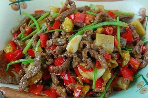 炒牛肉用哪个部位最好,哪里牛肉适合爆炒好吃-第1张图片-厨房小当家 炒牛肉用哪个部位最好,哪里牛肉适合爆炒好吃-第1张图片-厨房小当家