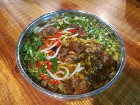牛肉米线哪里有(牛肉炖米线正宗做法)-第2张图片-厨房小当家 牛肉米线哪里有(牛肉炖米线正宗做法)-第2张图片-厨房小当家