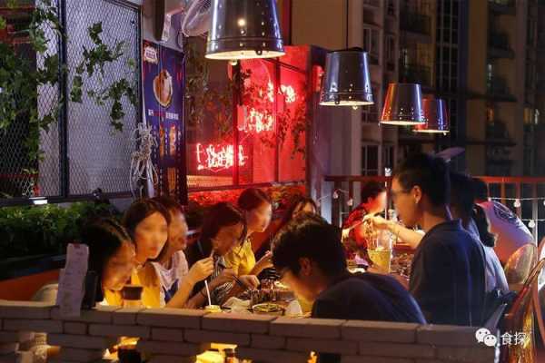 县城开一家烧烤店怎么样(农村县城开个小酒吧跟烧烤店连在一起的赚钱吗)-第1张图片-厨房小当家 县城开一家烧烤店怎么样(农村县城开个小酒吧跟烧烤店连在一起的赚钱吗)-第1张图片-厨房小当家