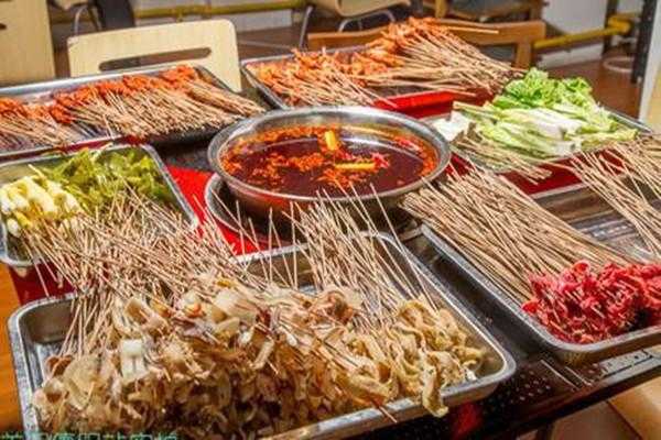 开一家串串香怎么样能赚钱（开一家串串香怎么样能赚钱呢）-第2张图片-厨房小当家