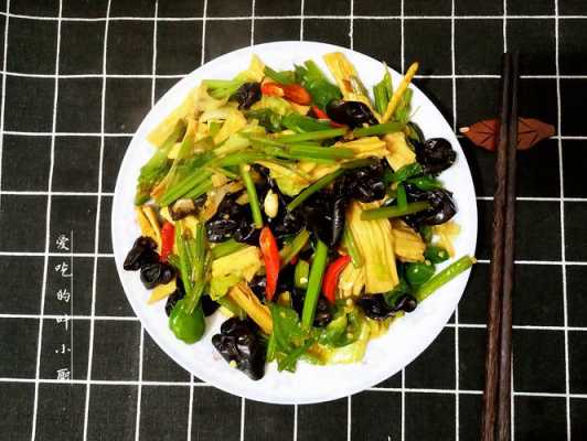 炒素菜放什么调料,炒素菜有哪里的特色-第1张图片-厨房小当家